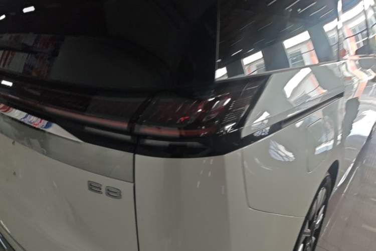 Used GAC Trumpchi E8 New Energy 2024 150km Longteng Glorious+ Right Rear Taillight