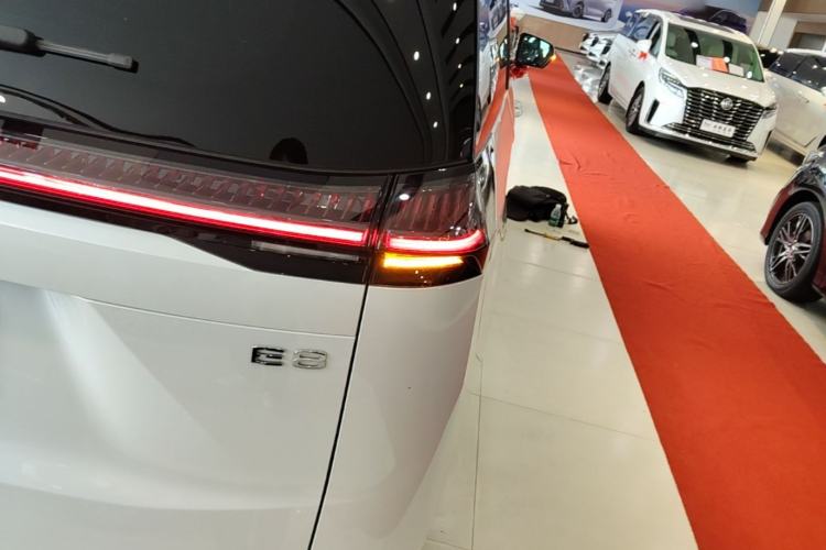 Used GAC Trumpchi E8 New Energy 2024 150km MAX+ Right Rear Taillight