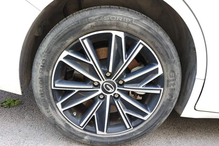 Used GAC Trumpchi E8 New Energy 2024 150km MAX Right Rear Wheel Hub