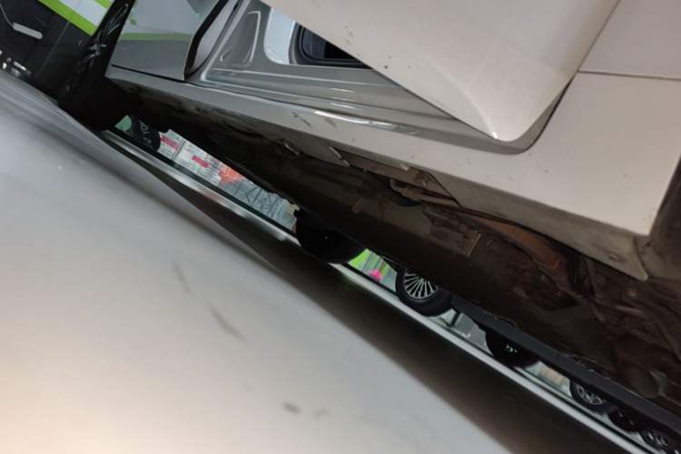 Used GAC Trumpchi E8 New Energy 2024 150km PRO Right Side Sill