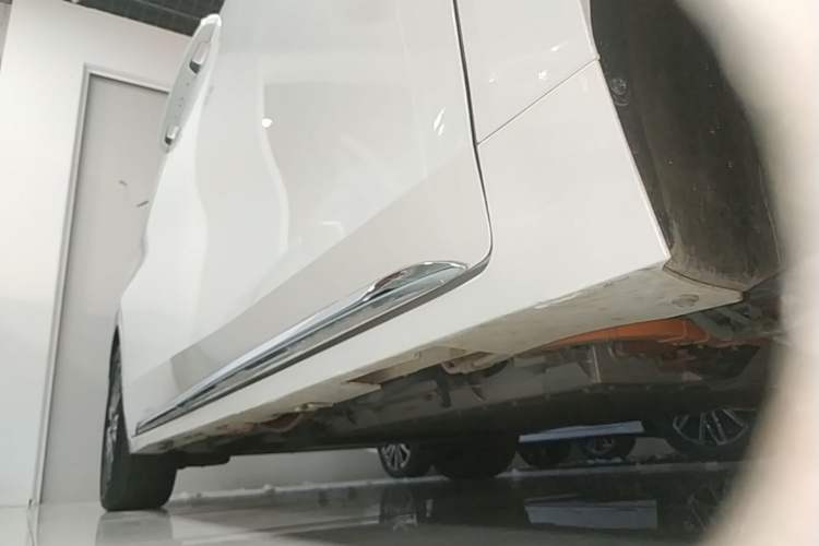 Used GAC Trumpchi E8 New Energy 2024 150km MAX+ Right Side Sill