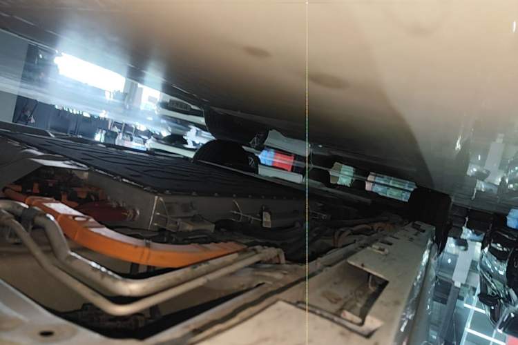 Used GAC Trumpchi E8 New Energy 2024 150km MAX+ Right Side Sill