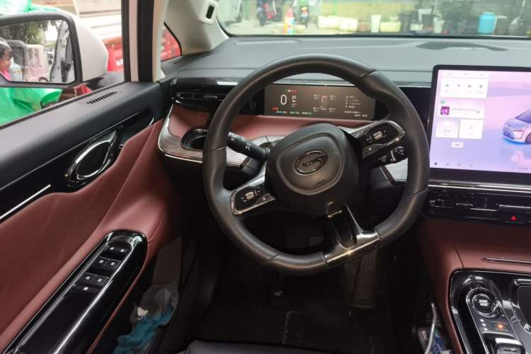 Used GAC Trumpchi E8 New Energy 2024 150km MAX+ Steering Wheel