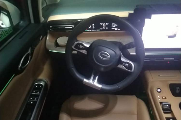 Used GAC Trumpchi E8 New Energy 2024 150km MAX Steering Wheel