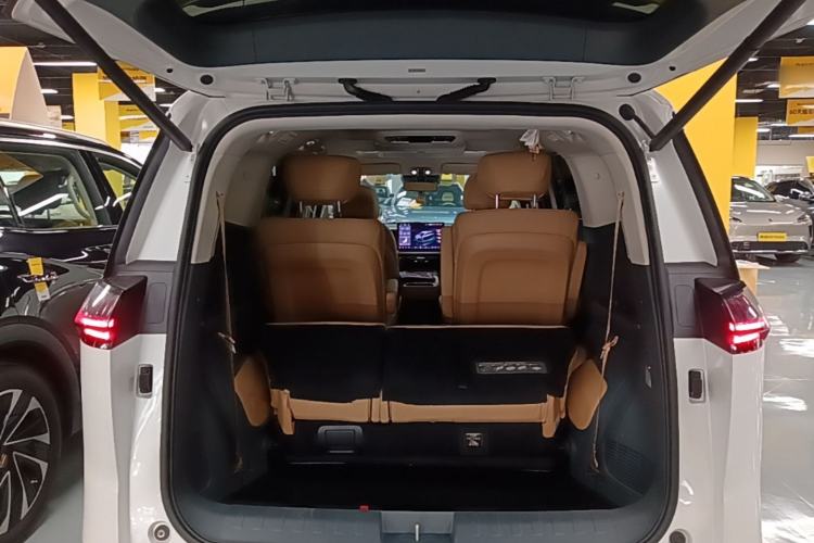 Used GAC Trumpchi E8 New Energy 2024 150km Longteng Glorious+ Trunk