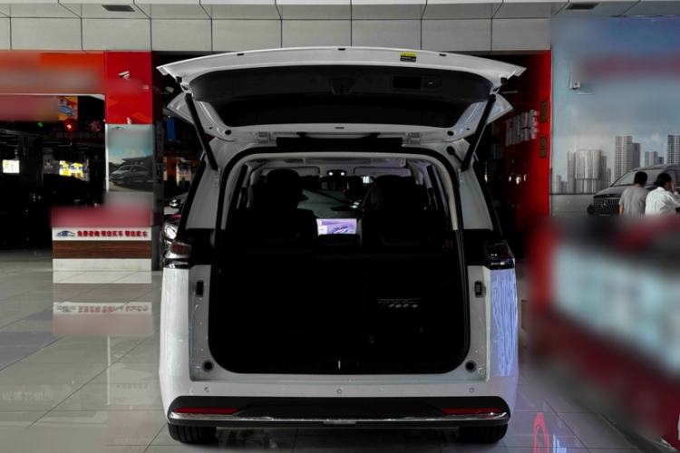 Used GAC Trumpchi E8 New Energy 2024 150km MAX+ Trunk