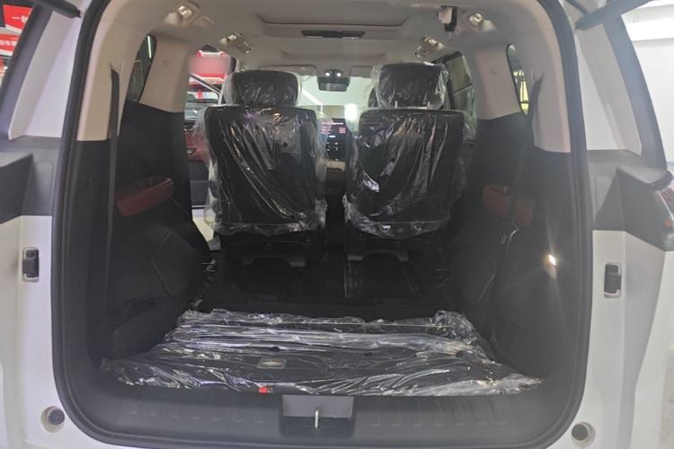 Used GAC Trumpchi E8 New Energy 2024 150km MAX+ Trunk