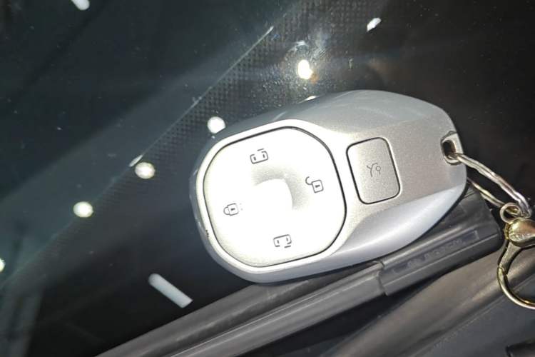 Used GAC Trumpchi E8 New Energy 2024 150km MAX Vehicle Key