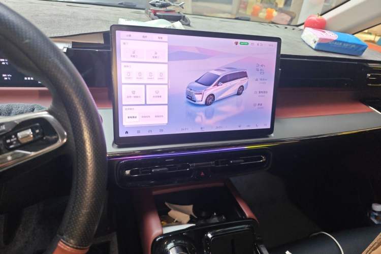 Used GAC Trumpchi E8 New Energy 2025 150km PRO+ Audio And AC Panel