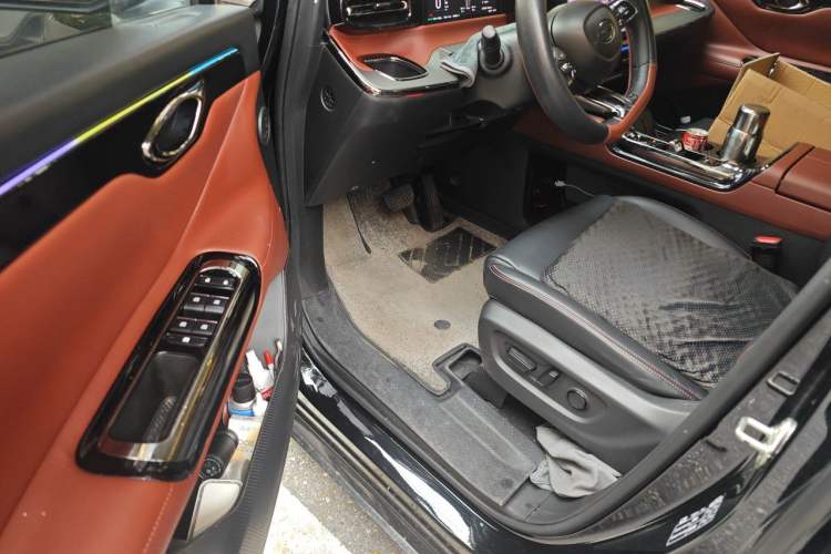 Used GAC Trumpchi E8 New Energy 2025 150km PRO+ Driver Seat