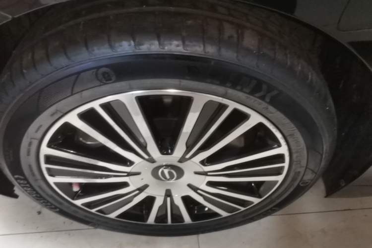 Used GAC Trumpchi E8 New Energy 2025 150km PRO+ Left Front Wheel Hub
