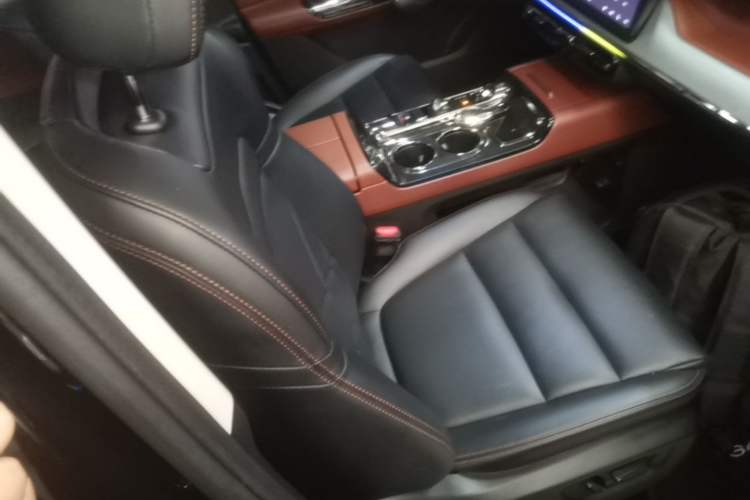 Used GAC Trumpchi E8 New Energy 2025 150km PRO+ Right Front Seat