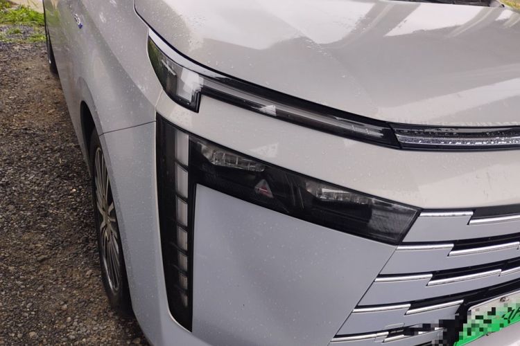 Used GAC Trumpchi E8 New Energy 2025 150km PRO+ Right Front Headlight