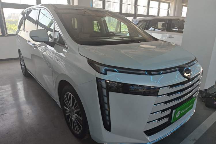 Used GAC Trumpchi E8 New Energy 2025 150km PRO+ Front Right 45 Deg