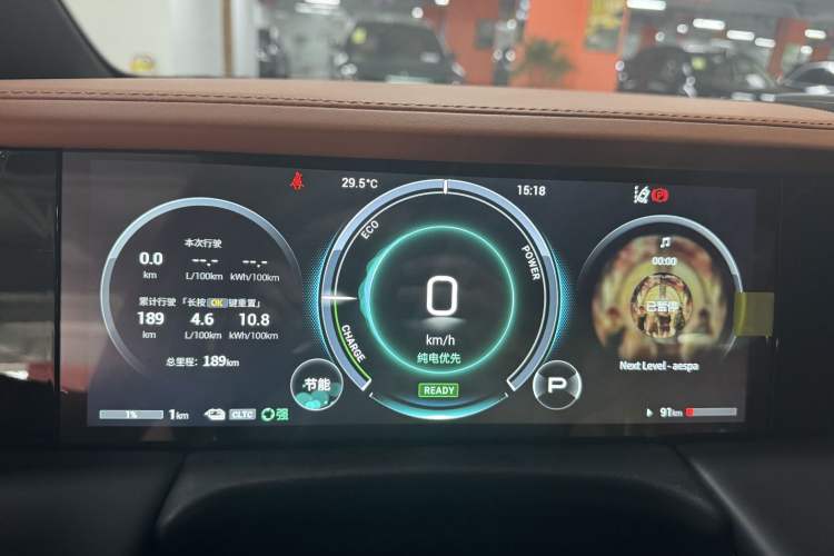 Used GAC Trumpchi E9 2025 E9 Superfast Charging Deluxe Edition Odometer Close Up