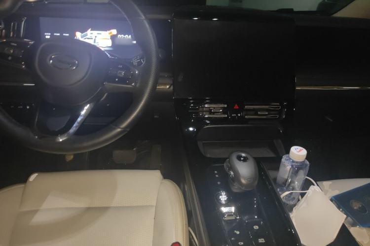 Used GAC Trumpchi E9 2023 E9 Master Model Center Console