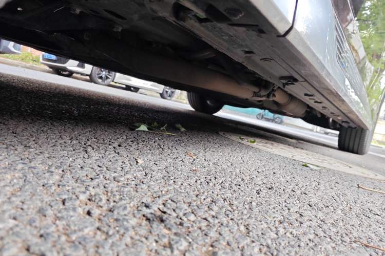 Used GAC Trumpchi E9 2023 E9 Master Model Chassis Front Left