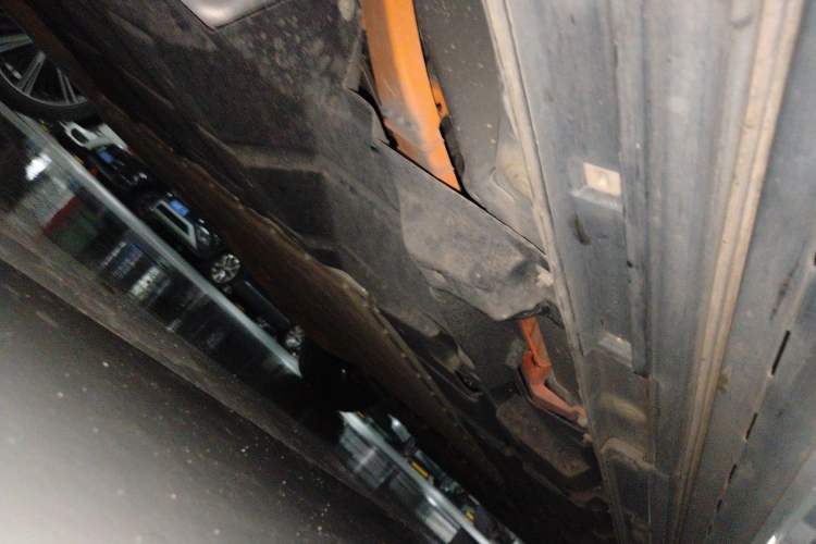 Used GAC Trumpchi E9 2023 E9 Master Model Chassis Rear Right