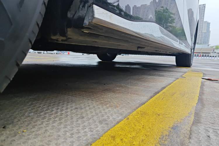 Used GAC Trumpchi E9 2023 E9 PRO Chassis Rear Right