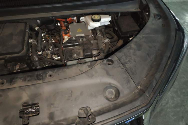 Used GAC Trumpchi E9 2023 E9 Master Model Engine Bay Left