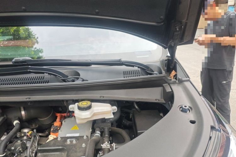 Used GAC Trumpchi E9 2023 E9 Championship Edition Engine Bay Left