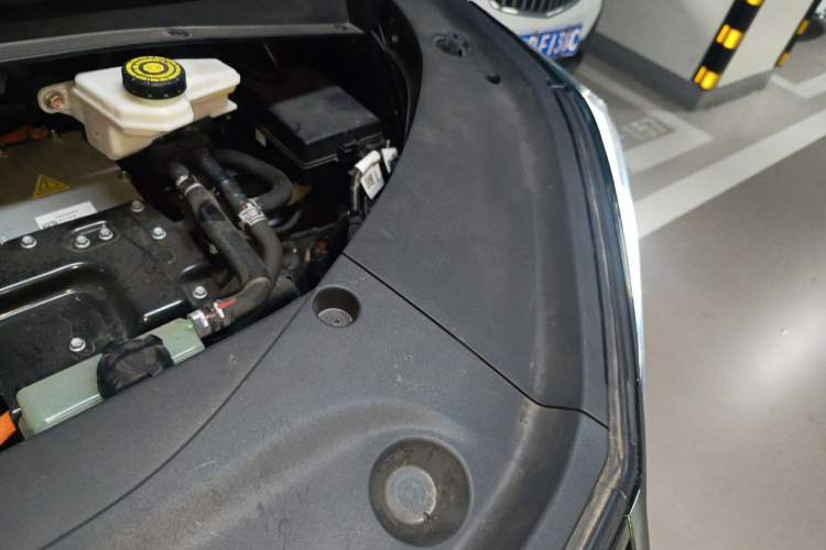 Used GAC Trumpchi E9 2023 E9 Master Model Engine Bay Left