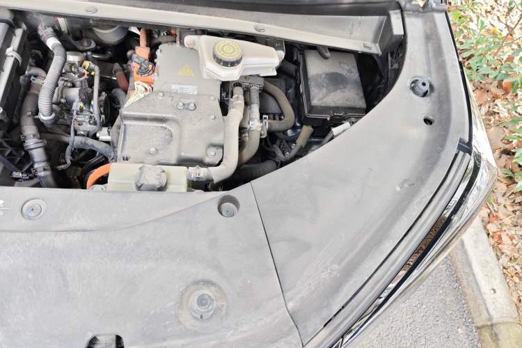 Used GAC Trumpchi E9 2023 E9 Master Model Engine Bay Left