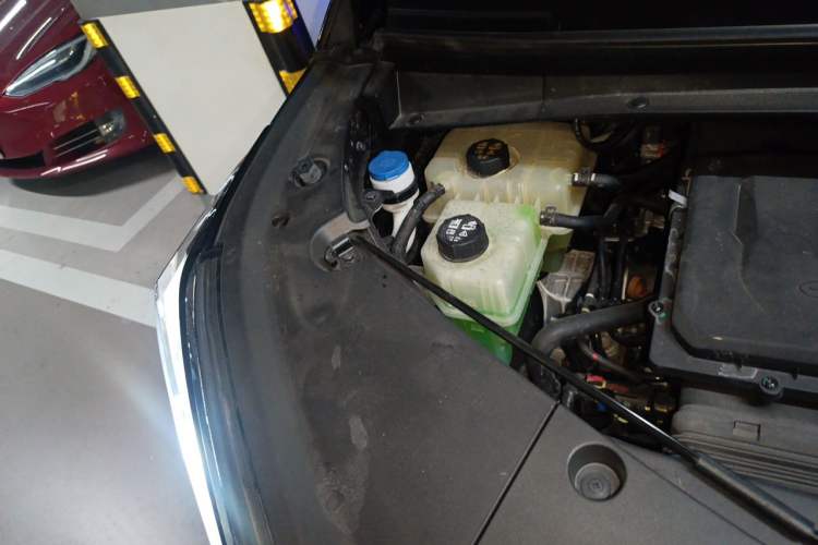 Used GAC Trumpchi E9 2023 E9 Master Model Engine Bay Right