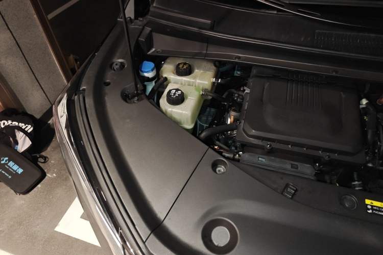 Used GAC Trumpchi E9 2023 E9 Master Model Engine Bay Right