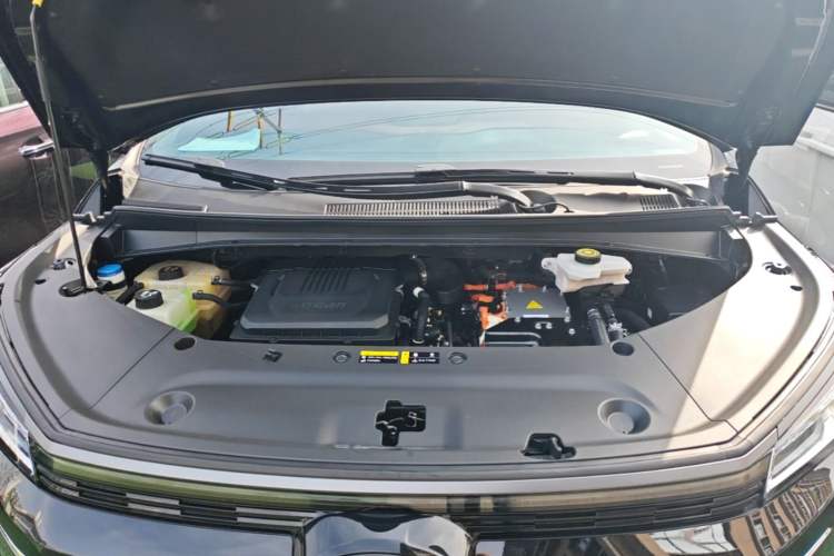 Used GAC Trumpchi E9 2023 E9 PRO Engine Bay