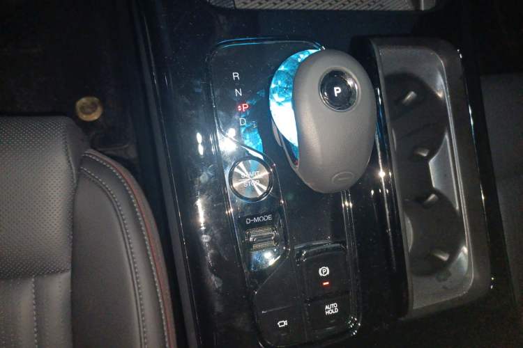 Used GAC Trumpchi E9 2023 E9 Championship Edition Gear Lever