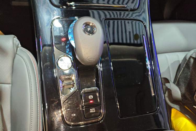 Used GAC Trumpchi E9 2023 E9 Championship Edition Gear Lever