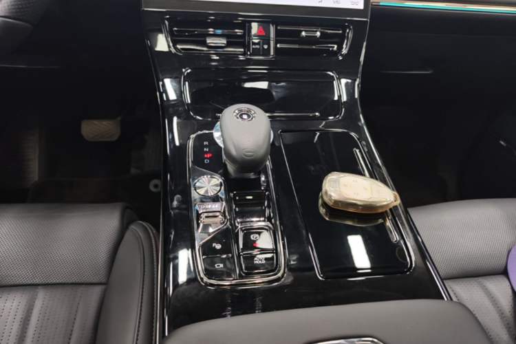 Used GAC Trumpchi E9 2023 E9 Master Model Gear Lever