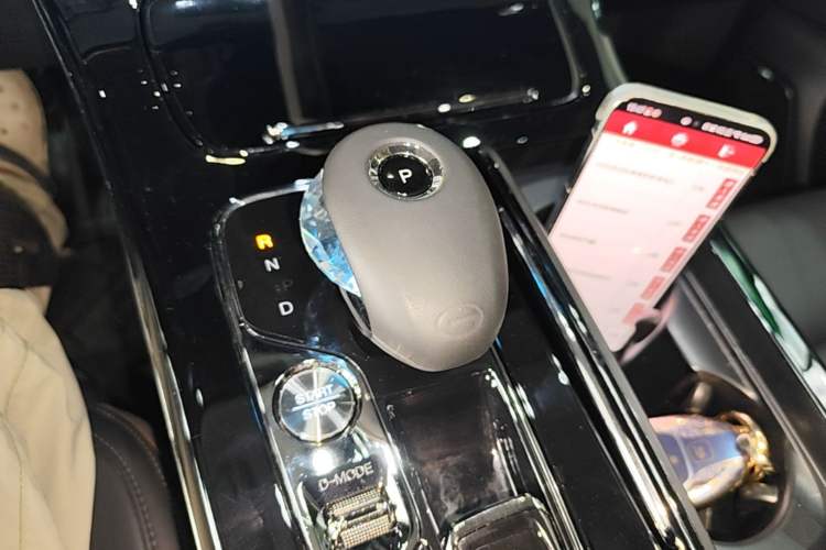 Used GAC Trumpchi E9 2023 E9 Championship Edition Gear Lever