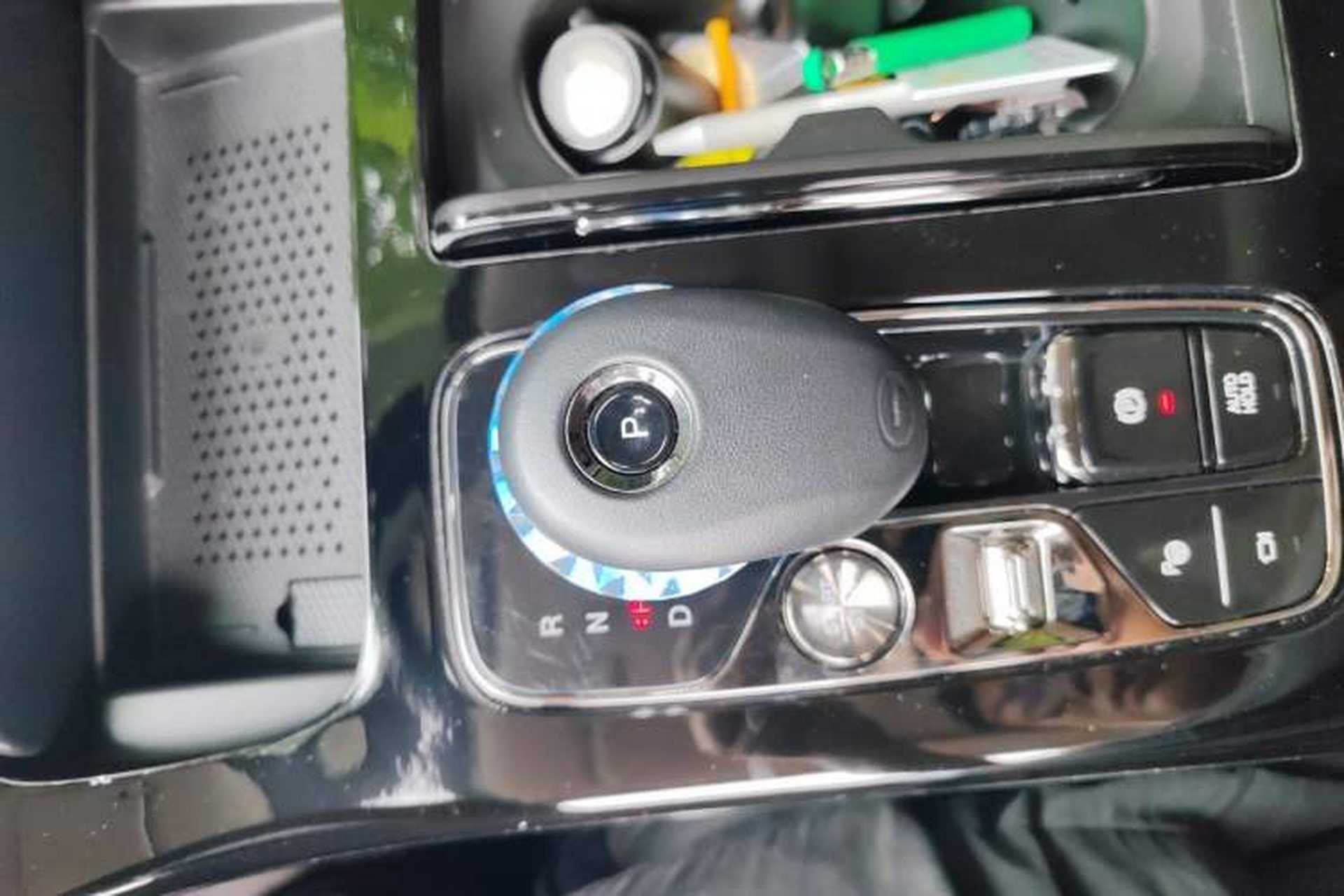 Used GAC Trumpchi E9 2023 E9 Master Model Gear Lever