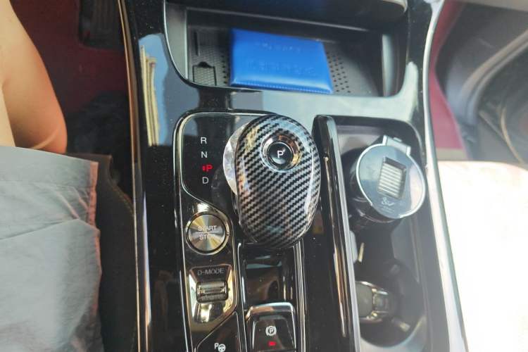 Used GAC Trumpchi E9 2023 E9 Master Model Gear Lever