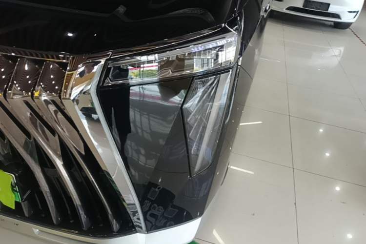 Used GAC Trumpchi E9 2023 E9 Championship Edition Left Front Headlight