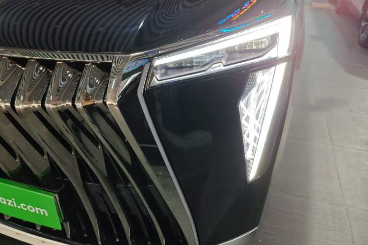 Used GAC Trumpchi E9 2023 E9 Championship Edition Left Front Headlight