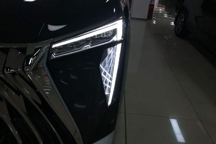 Used GAC Trumpchi E9 2023 E9 Championship Edition Left Front Headlight