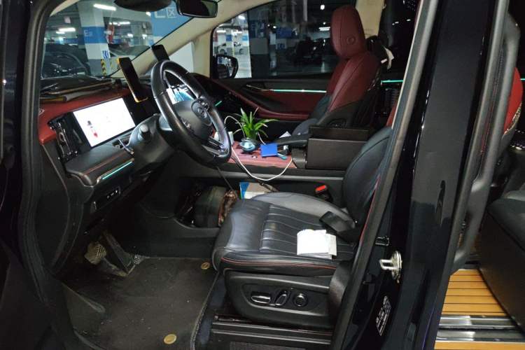 Used GAC Trumpchi E9 2023 E9 Championship Edition Left Front Seat