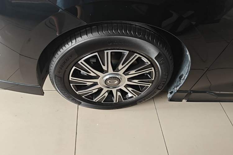 Used GAC Trumpchi E9 2023 E9 Master Model Left Front Wheel Hub