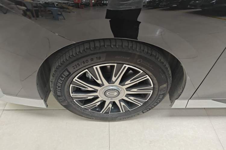 Used GAC Trumpchi E9 2023 E9 Championship Edition Left Front Wheel Hub