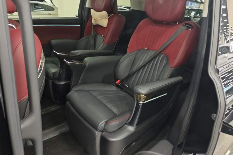 Used GAC Trumpchi E9 2023 E9 Master Model Left Rear Seat