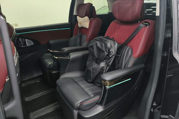 Used GAC Trumpchi E9 2023 E9 Master Model Left Rear Seat