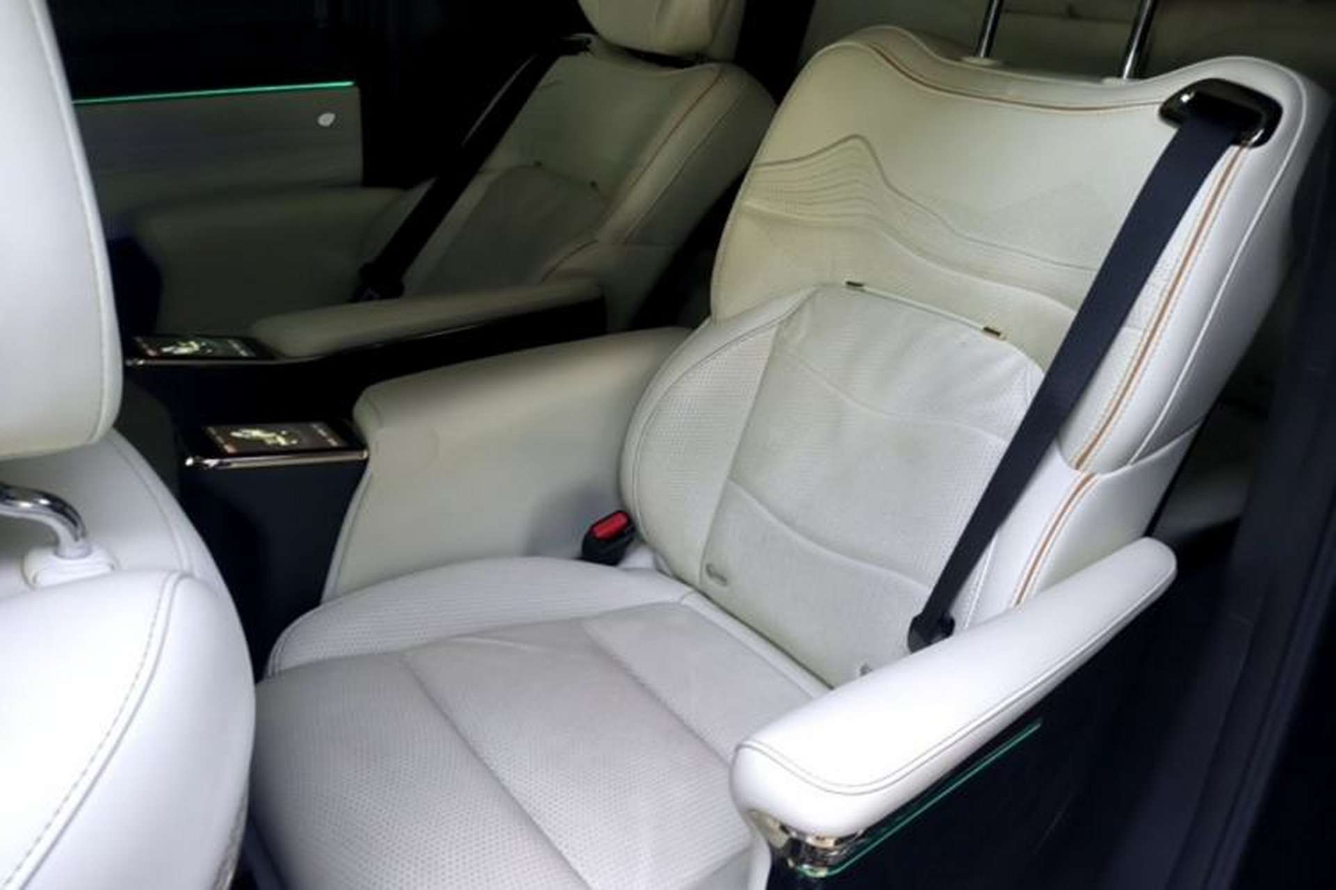 Used GAC Trumpchi E9 2023 E9 Master Model Left Rear Seat