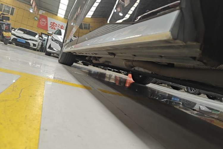Used GAC Trumpchi E9 2023 E9 Championship Edition Left Side Sill