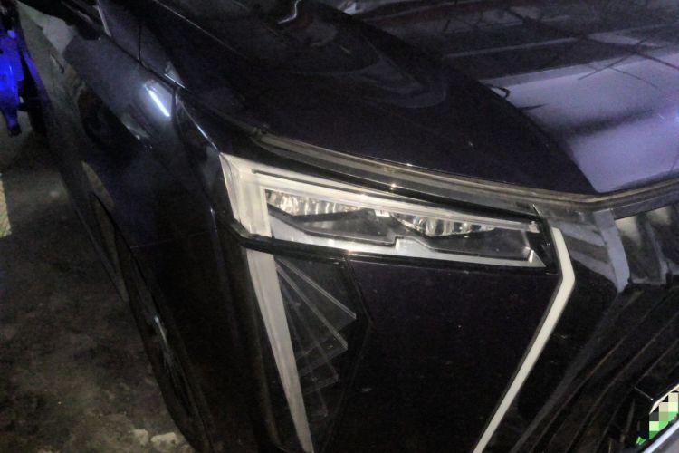 Used GAC Trumpchi E9 2023 E9 Master Model Right Front Headlight