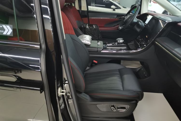 Used GAC Trumpchi E9 2023 E9 Championship Edition Right Front Seat