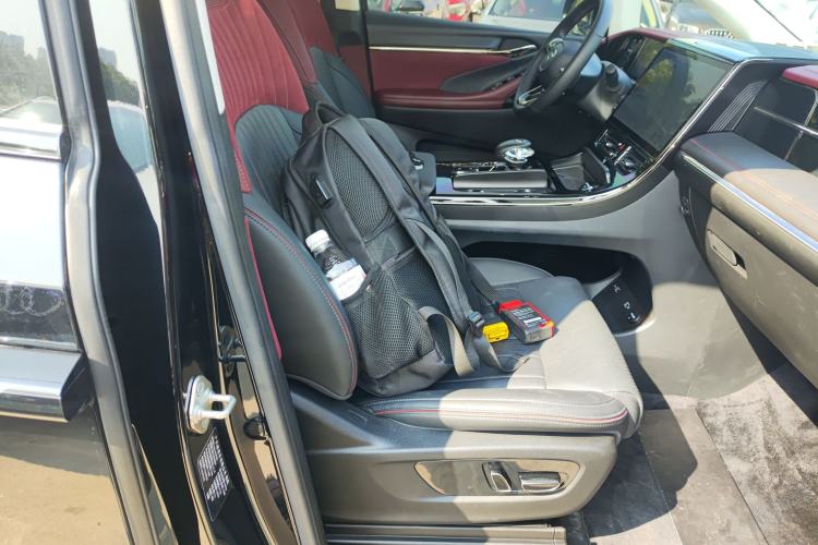 Used GAC Trumpchi E9 2023 E9 Championship Edition Right Front Seat