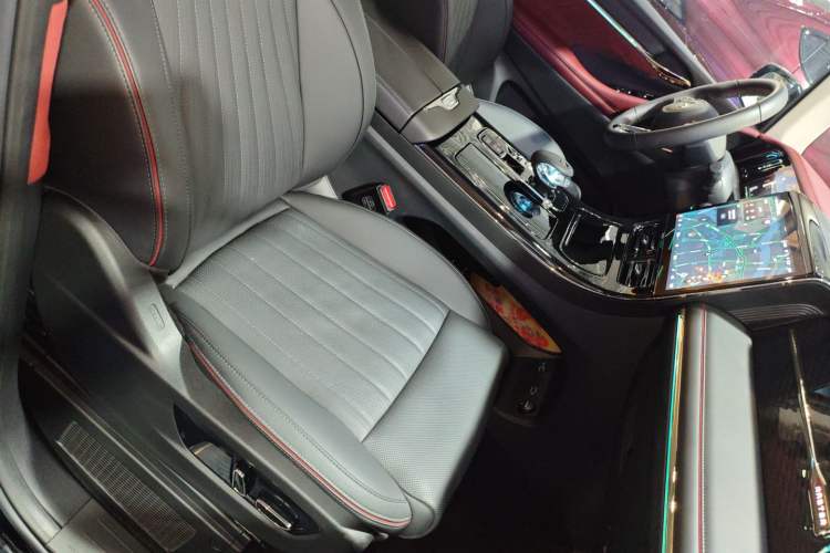 Used GAC Trumpchi E9 2023 E9 Championship Edition Right Front Seat
